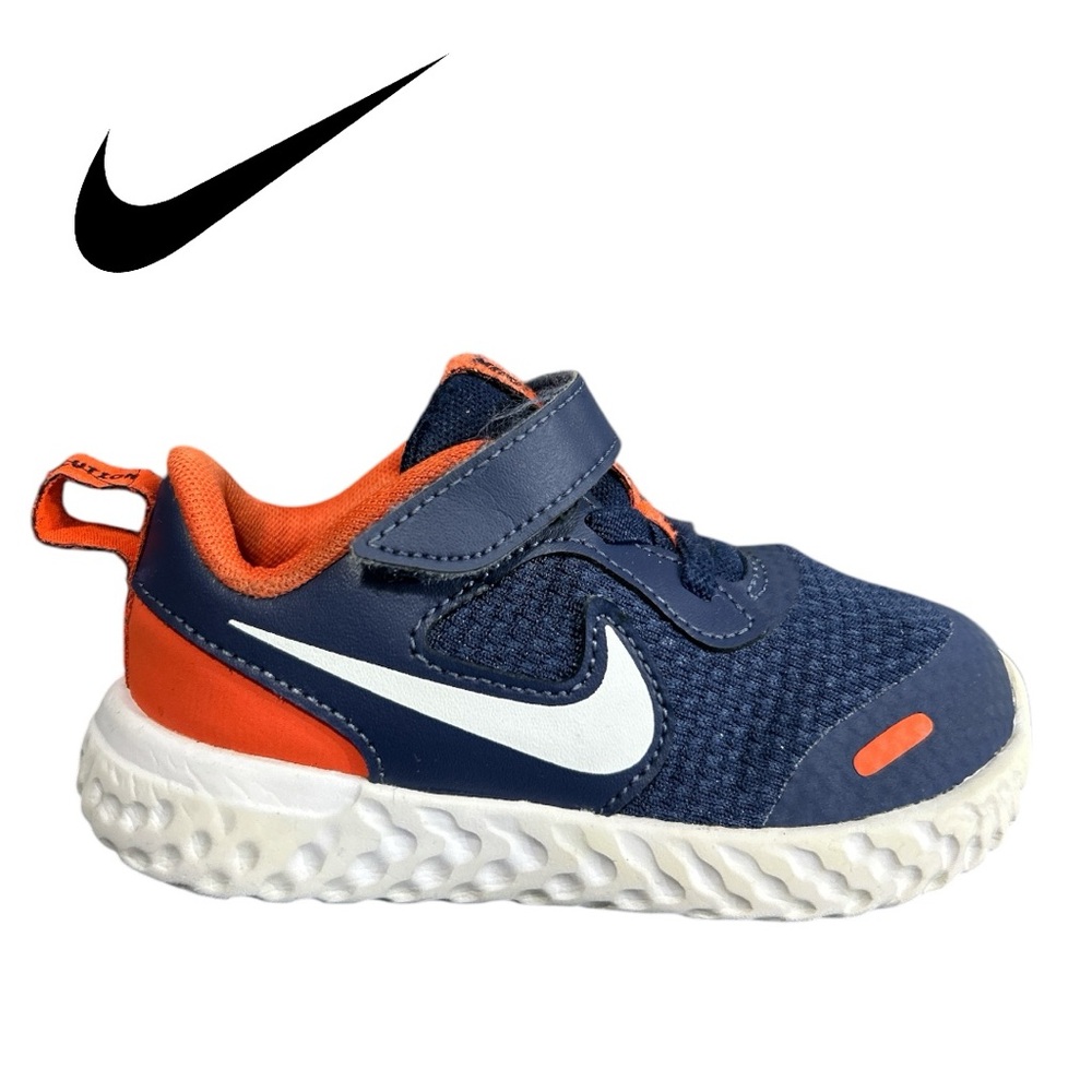Nike‎ Revolution 5 Boy's Sneakers BQ5673-410 - Size 7C
